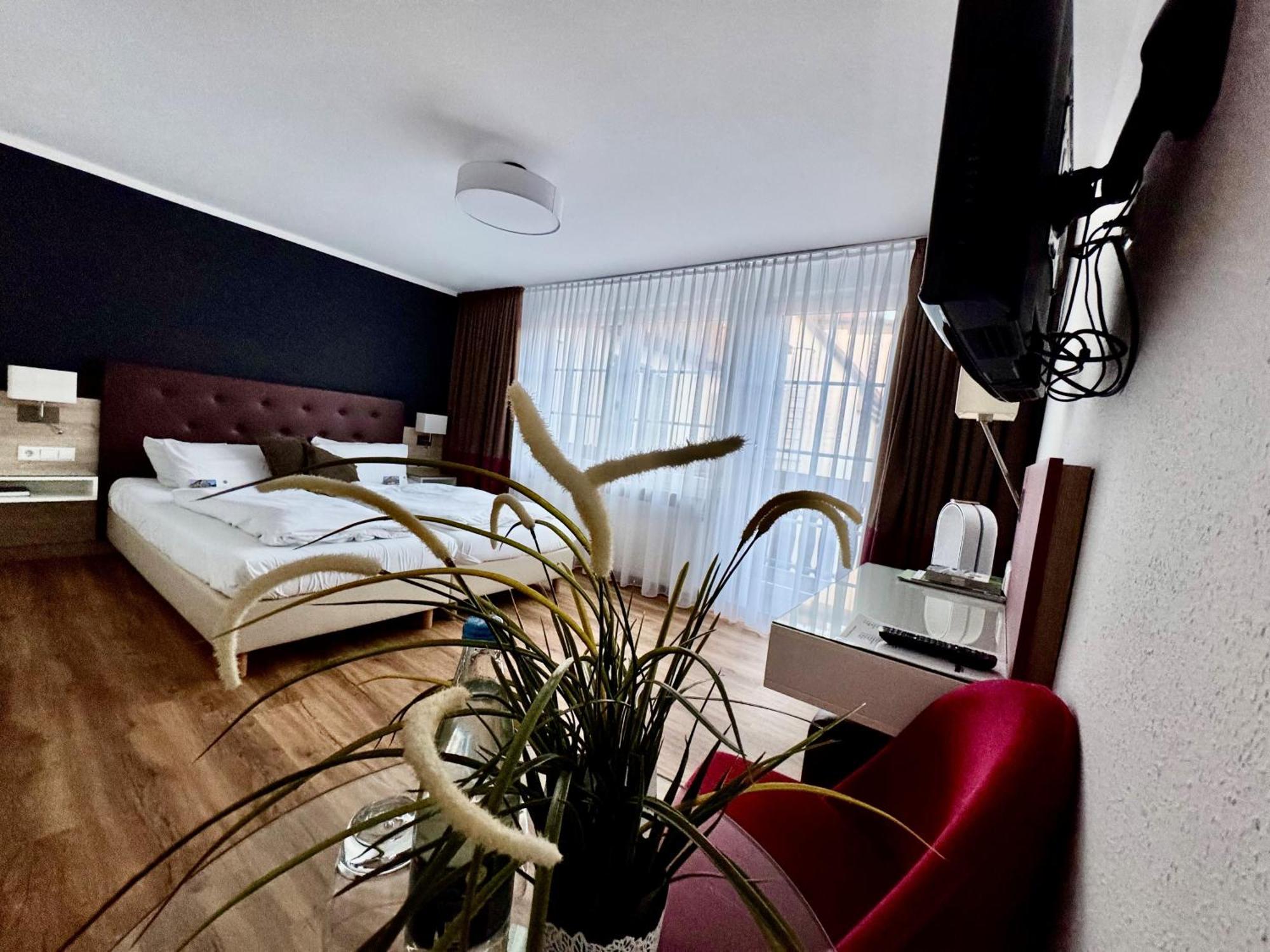 Flair Hotel Vier Jahreszeiten Bad Urach Εξωτερικό φωτογραφία