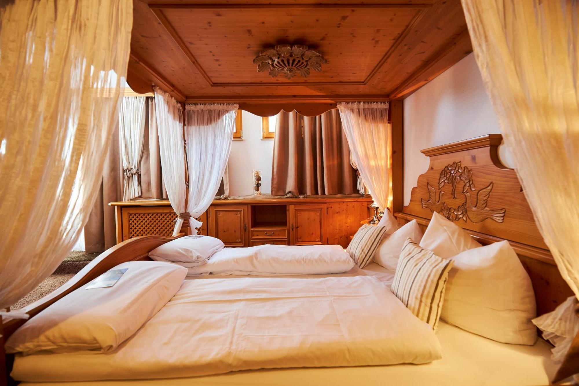 Flair Hotel Vier Jahreszeiten Bad Urach Εξωτερικό φωτογραφία