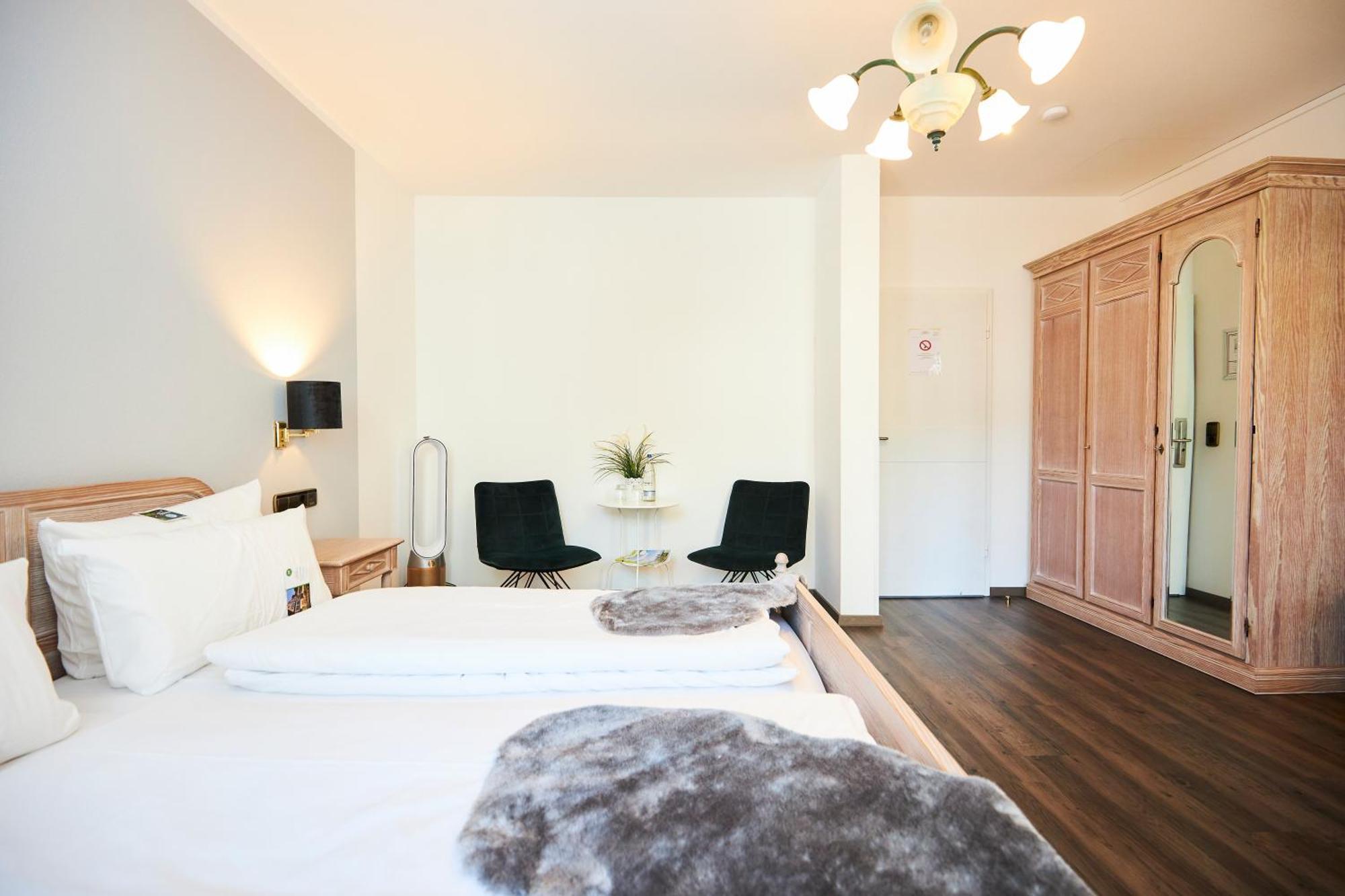 Flair Hotel Vier Jahreszeiten Bad Urach Εξωτερικό φωτογραφία