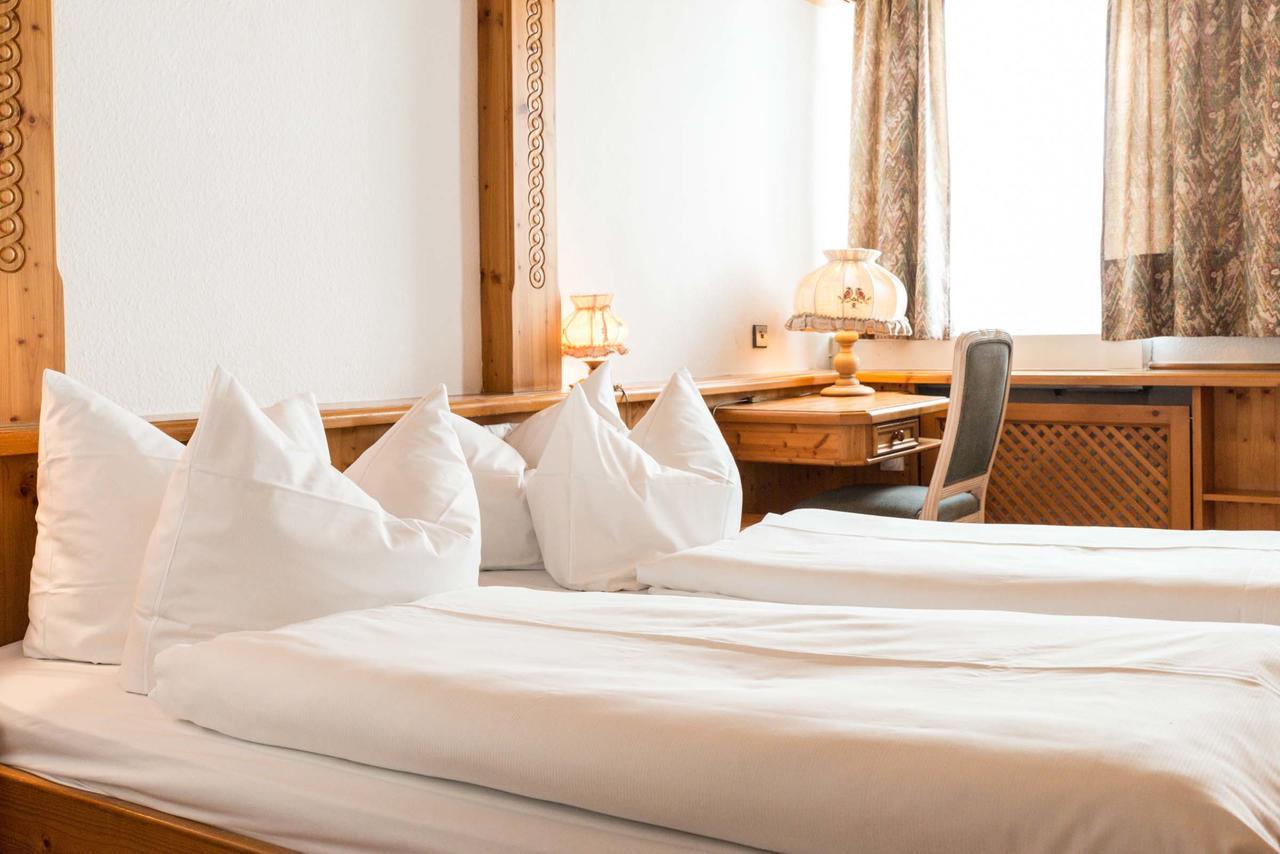 Flair Hotel Vier Jahreszeiten Bad Urach Εξωτερικό φωτογραφία